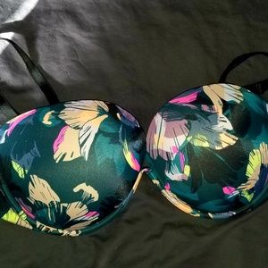 Victoria's Secret 36DDD